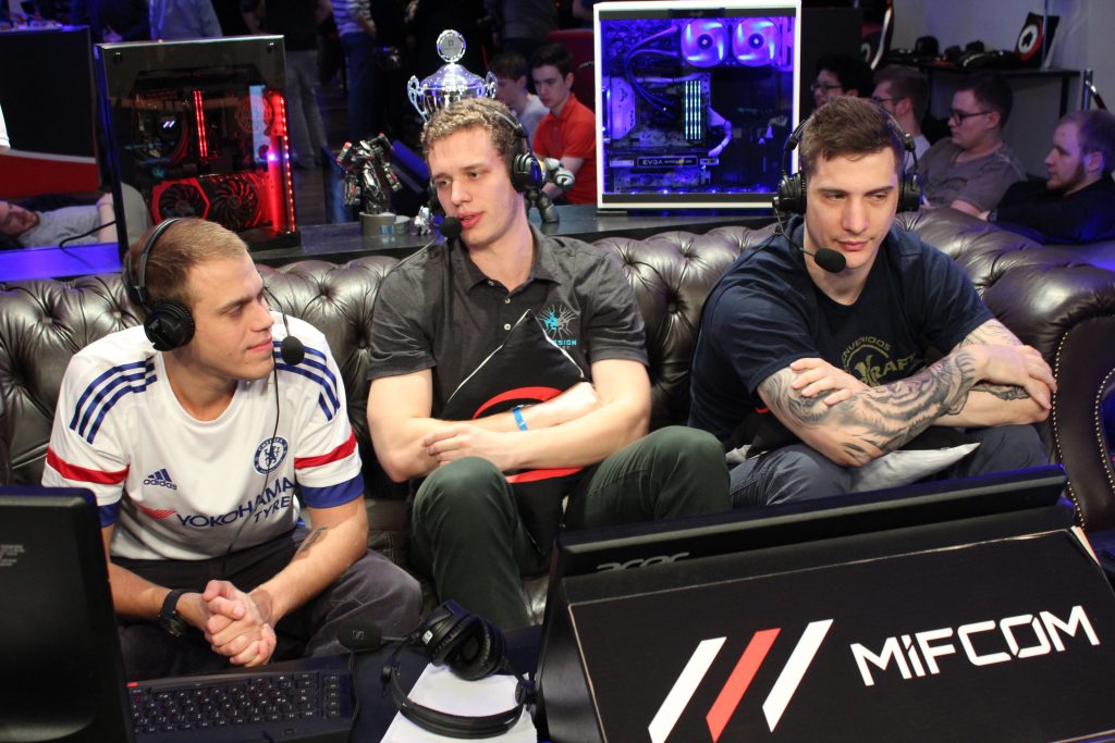 Rotterdam, Harstem and Tod cast some games